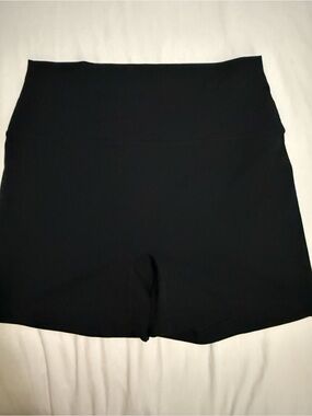 Yogalicious Black High-Waist Bike Shorts